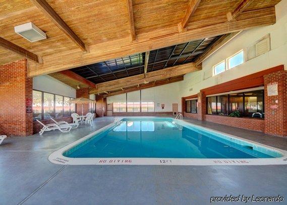 Rodeway Inn Perry Экстерьер фото