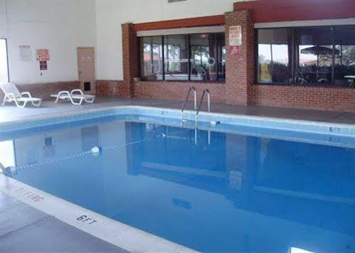 Rodeway Inn Perry Экстерьер фото