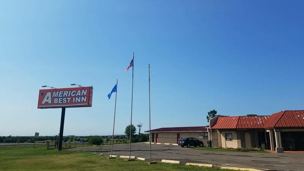 American Best Inn By Oyo I-35 Perry Экстерьер фото